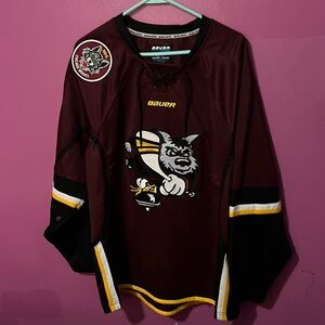 CHICAGO WOLVES AHL ALTERNATE JERSEY SIZE S CONNORS TEAM RARE !